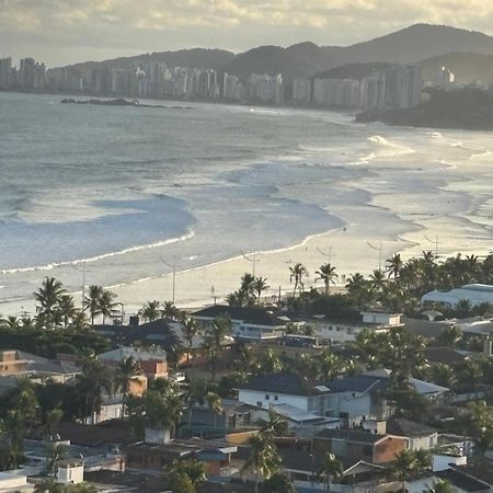Maravilhoso Apartamento Vista Mar Enseada グァルジャー エクステリア 写真