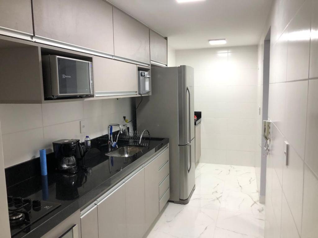 Maravilhoso Apartamento Vista Mar Enseada グァルジャー エクステリア 写真